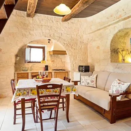 Trullo Mandorlo Holiday home Martina Franca